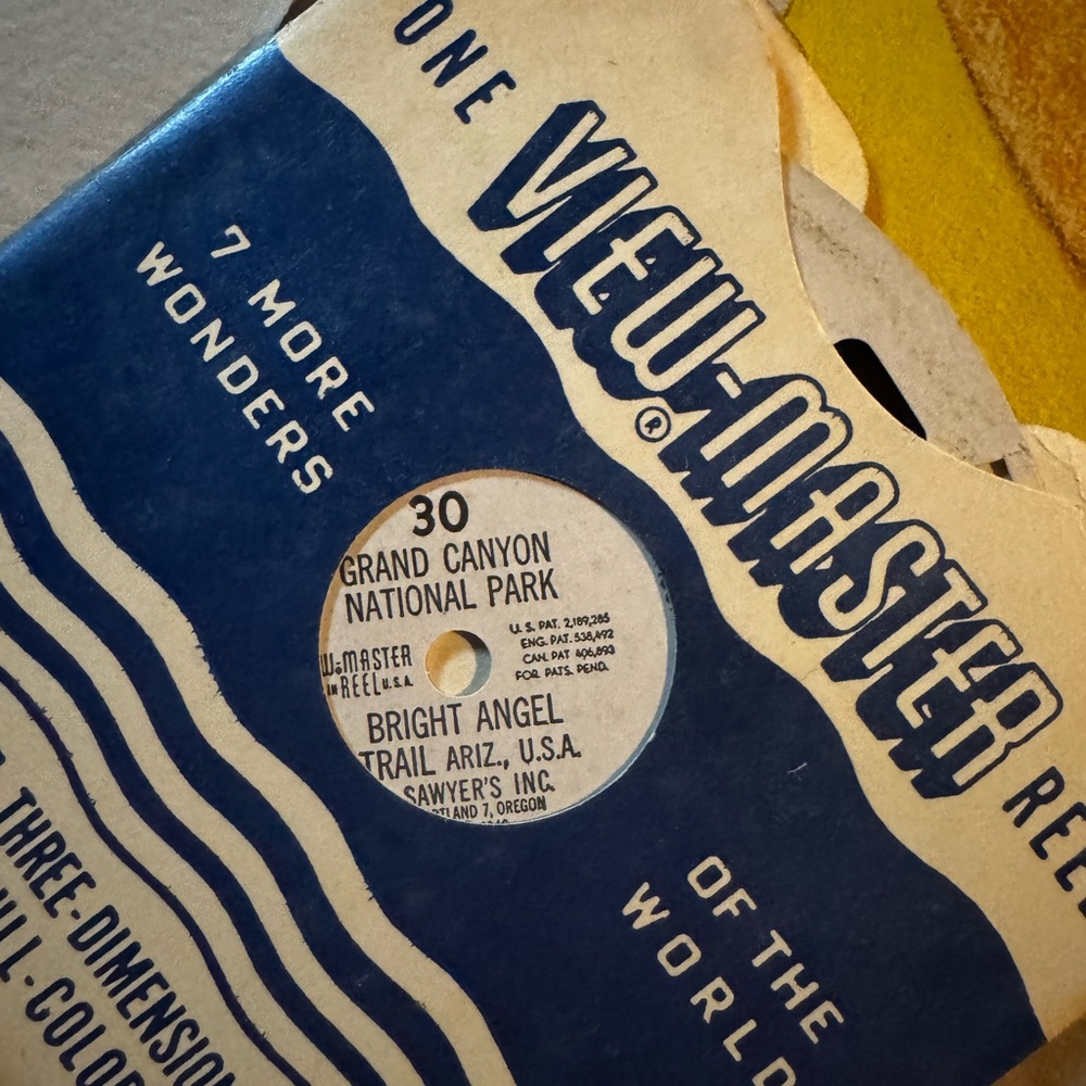 View-Master Stereoscope Box - Picture 15 of 16